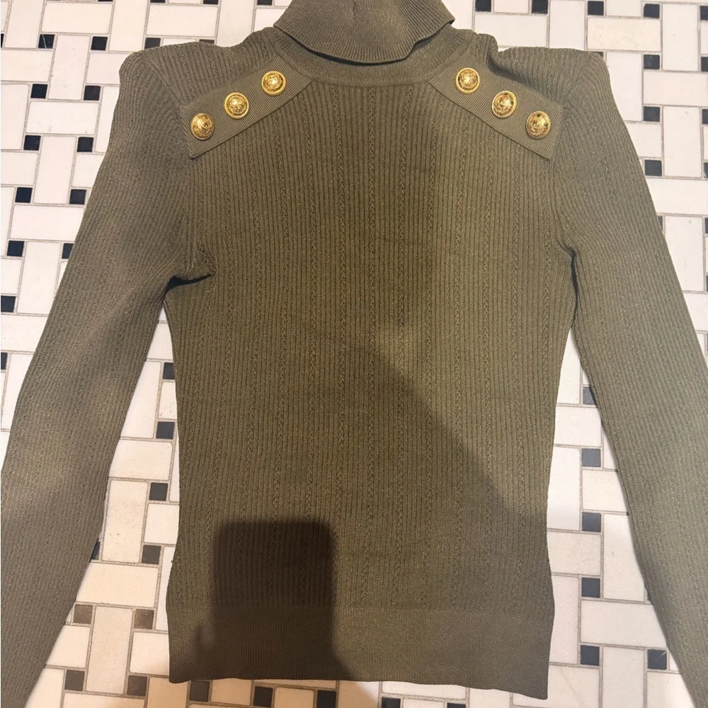 Balmain Olive Green Ribbed Turtleneck Gold Button Shoulder Sweater EU 34 - Picture 4 of 14